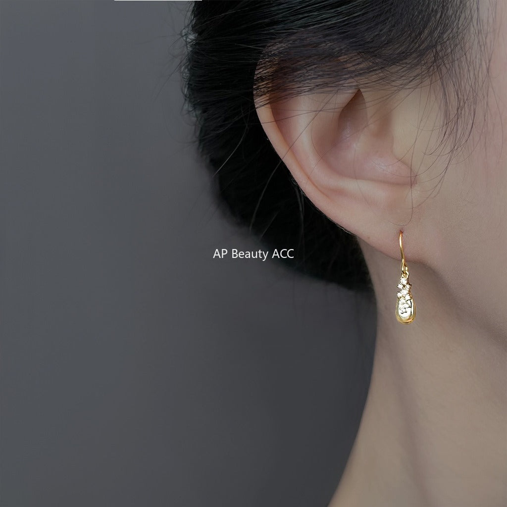 C관 - 14K 도금 큐빅 물방울 디자인 후크형 귀걸이 [6914] 25.10-2