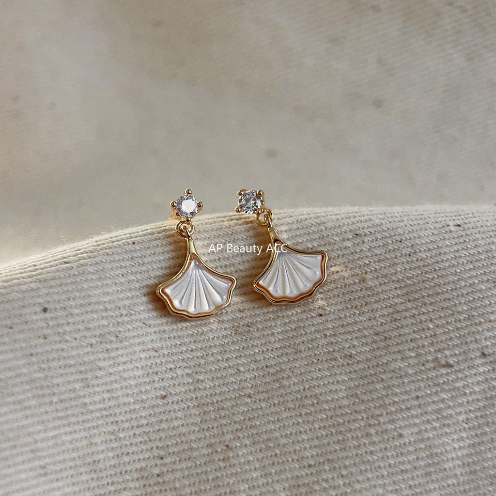 C관 - 은침 은행잎 디자인 미니 14K 도금 귀걸이 [3574] 24.04-2