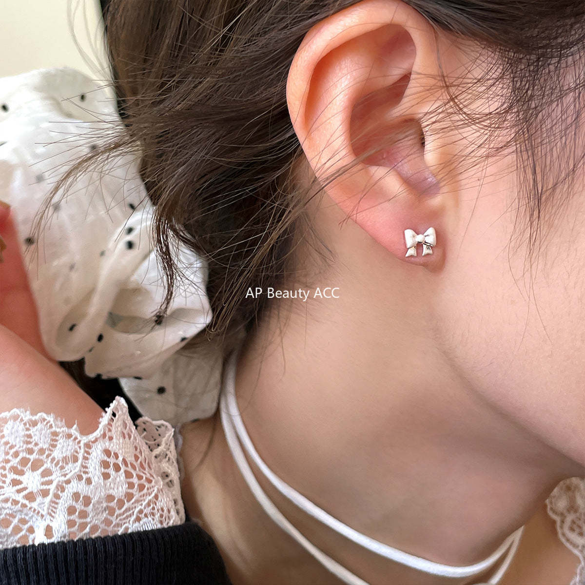 A관 - 925 은침 미니 리본 샌드 텍스처 귀걸이 [EH-3423] 25.03-3