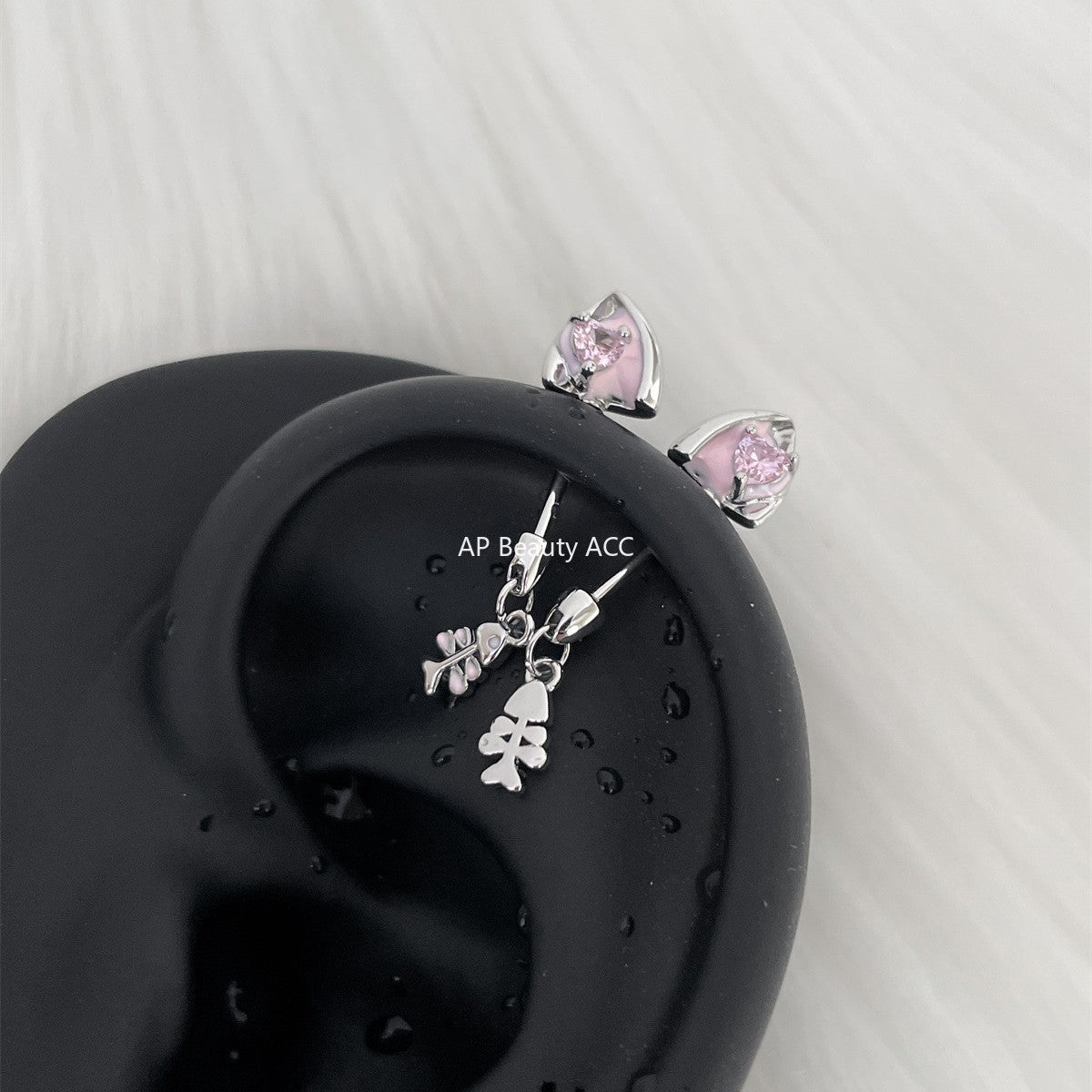 A관 - 티타늄 스틸 고양이귀 물고기뼈 하트 큐빅 귀걸이 [EH-4087] 25.10-1