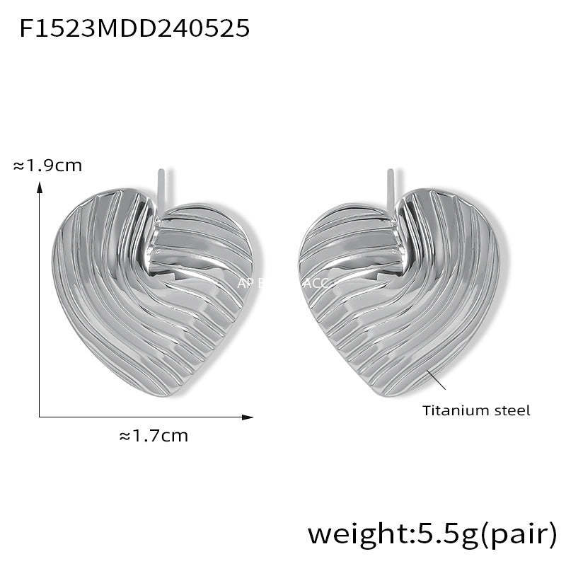 D관 - 티타늄 스틸 18K 도금 하트 물결 패턴 캐주얼 감성 귀걸이 [F1523] 24.05-5
