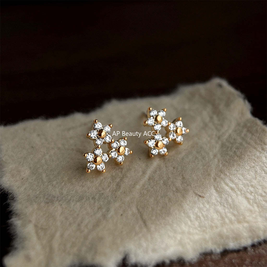 C관 - 미니 플라워 큐빅 18K 도금 귀걸이 [5771] 25.03-4