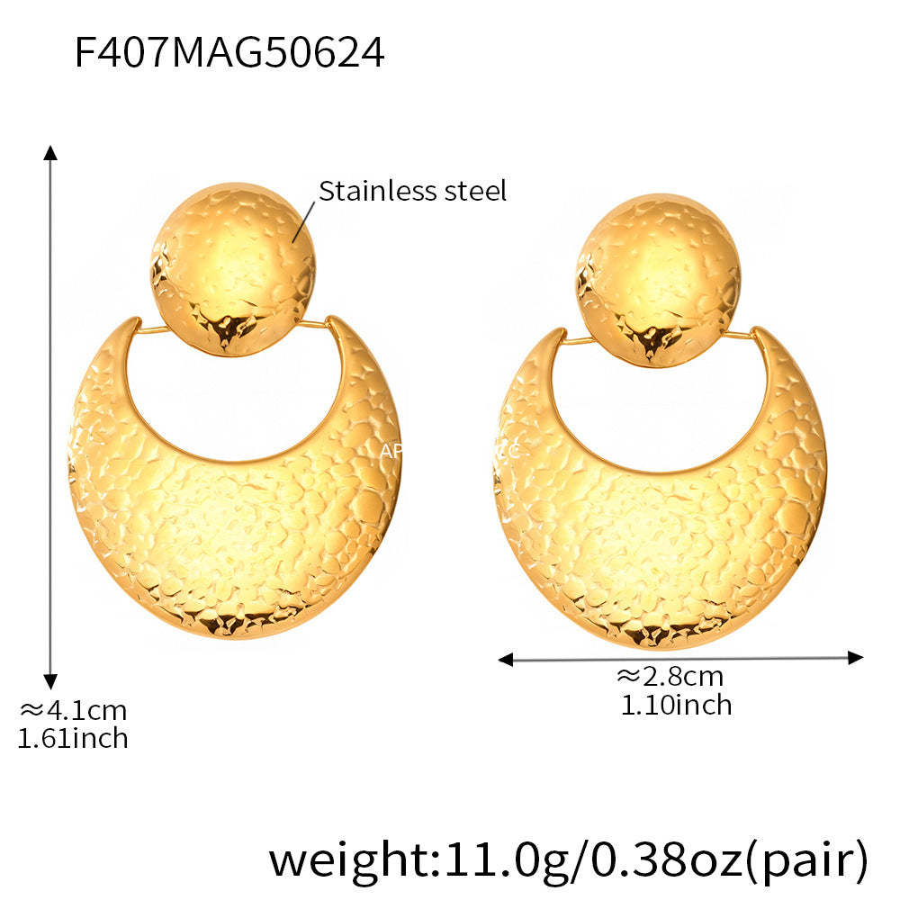 D관 - 스테인리스 스틸 투톤 달 모양 펀칭 패턴 귀걸이 [F407] 25.12-1