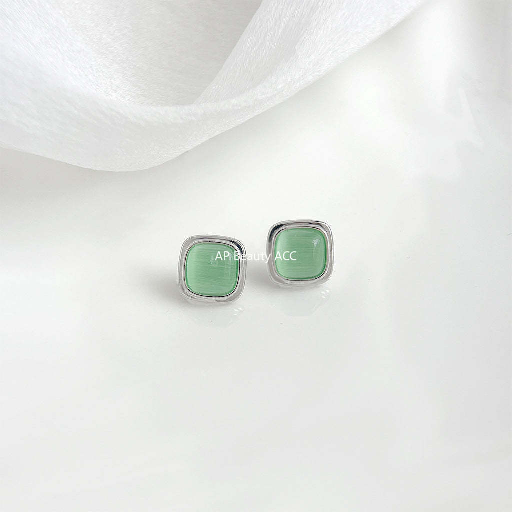 C관 - 글라스 묘안석 사각형 기하학 그린 귀걸이 [4615] 24.07-3