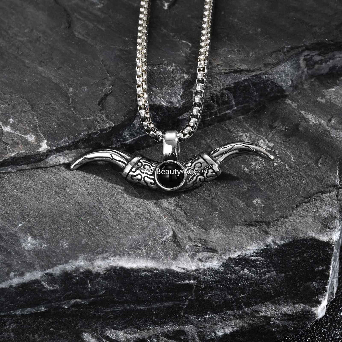 G관 - 스테인리스 소뿔 눈 모양 펜던트 힙합 목걸이 [PN-2244] 25.11-1