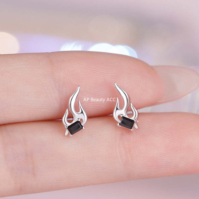 B관 - 925 실버 불꽃 모양 스퀘어 큐빅 스터드 귀걸이 [YC5154E_1] 25.10-5