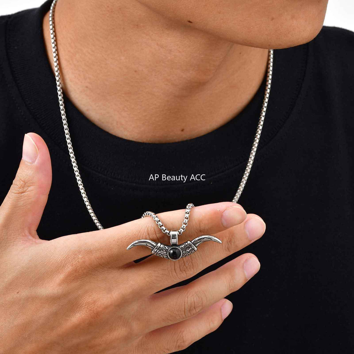 G관 - 스테인리스 소뿔 눈 모양 펜던트 힙합 목걸이 [PN-2244] 25.11-1