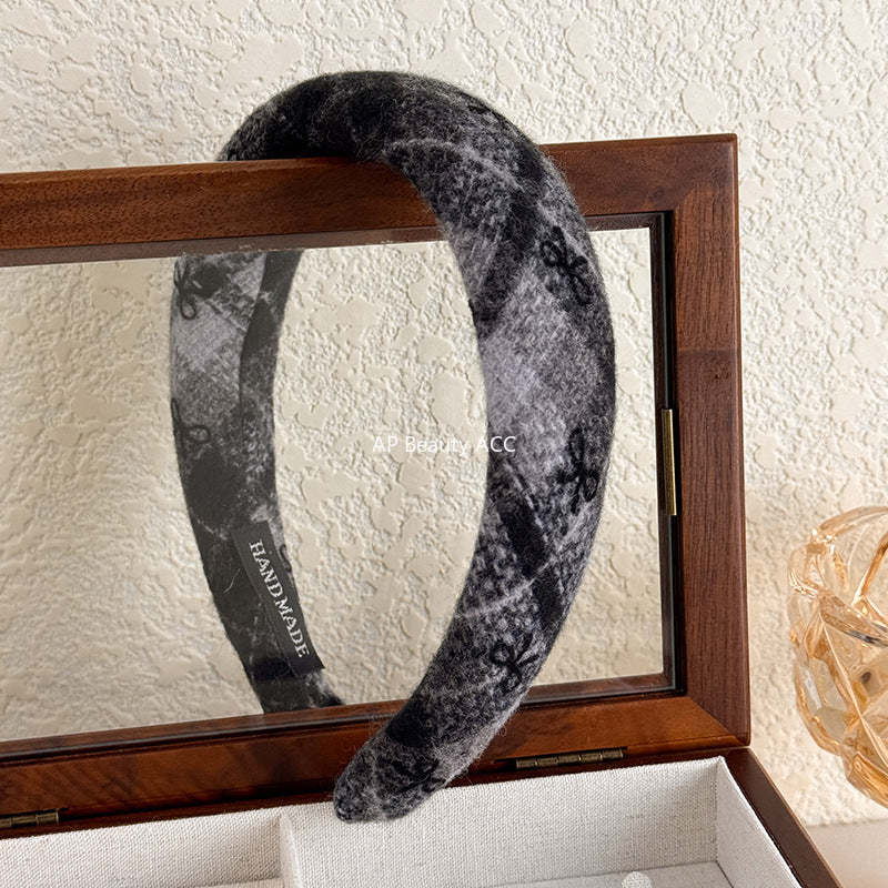 E관 - 모직 체크 리본 패턴 볼륨 머리띠 [26085] 25.11-3