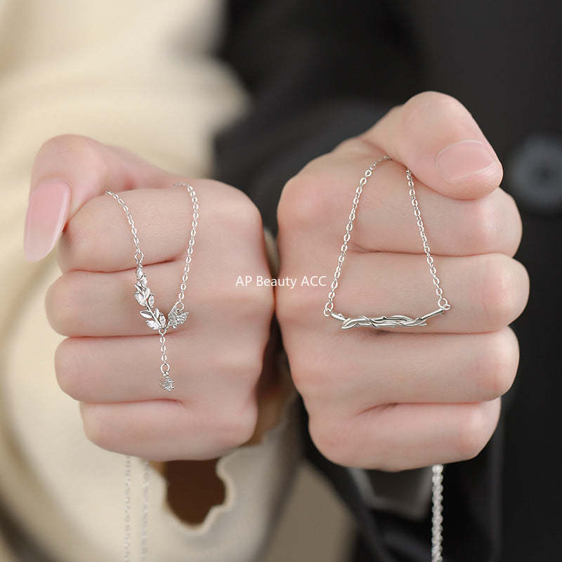 B관 - 999 실버 플라워 나비 디자인 커플 목걸이 [YC1811N_1] 25.11-3