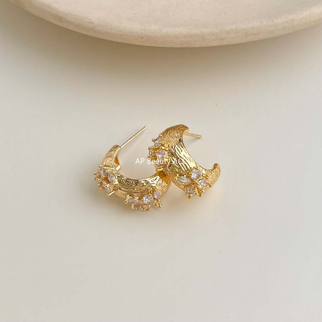 C관 - 큐빅 주름 반원 디자인 925 은침 귀걸이 [7103] 25.11-3