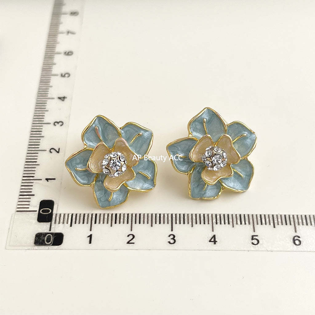 C관 - 18K 도금 에나멜 플라워 이어커프 귀걸이 [EJ0301S] 25.03-1