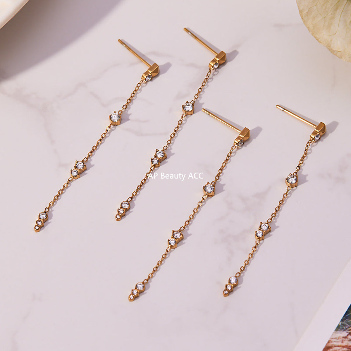 D관 - 스테인리스 스틸 18K 도금 큐빅 드롭 귀걸이 [F932] 25.11-2