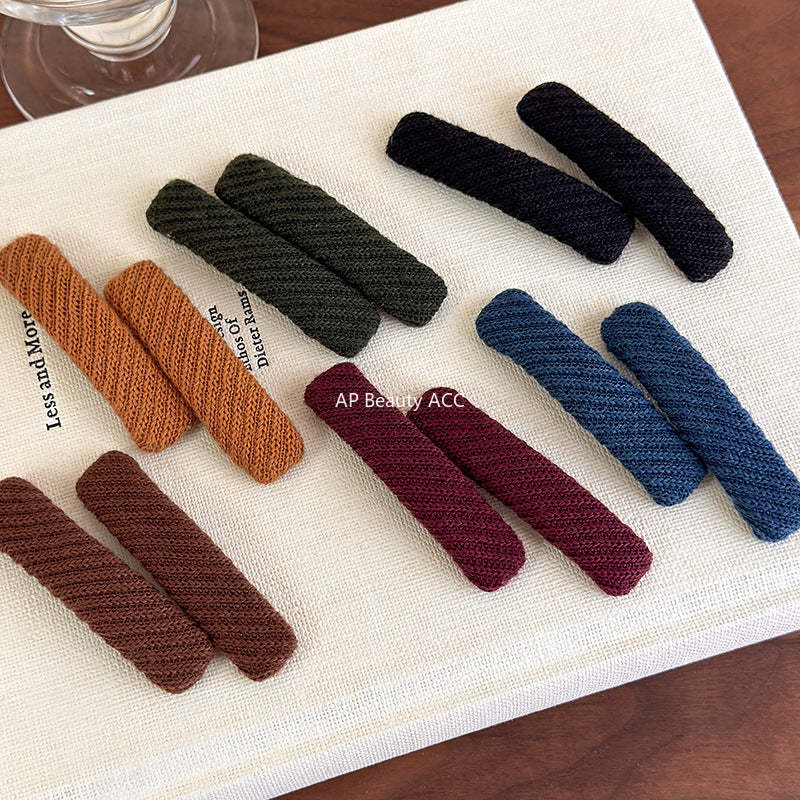 E관 - 니트 울 사각형 헤어핀 [27490] 25.09-4