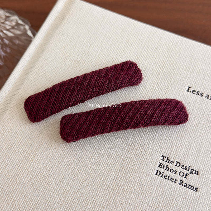 E관 - 니트 울 사각형 헤어핀 [27490] 25.09-4