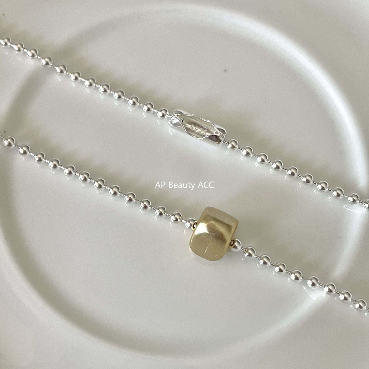 F관 - 925 실버 삼각 무광 비즈 목걸이 [B1167] 25.12-3
