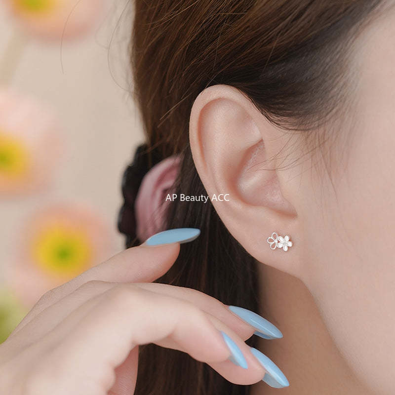 B관 - 999 실버 플라워 피어싱 귀걸이 [YC3208E_1] 25.10-2