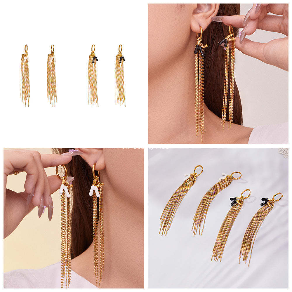 D관 - 스테인리스 18K 도금 K 이니셜 술장식 귀걸이 [F116] 25.10-5