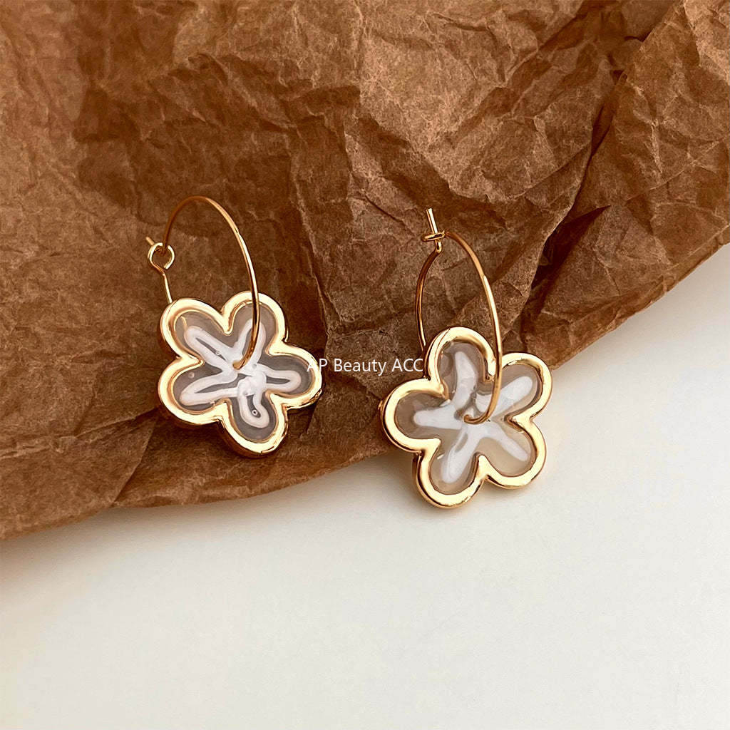 C관 - 14K 도금 심플 레진 플라워 링 귀걸이 [5172] 25.02-2