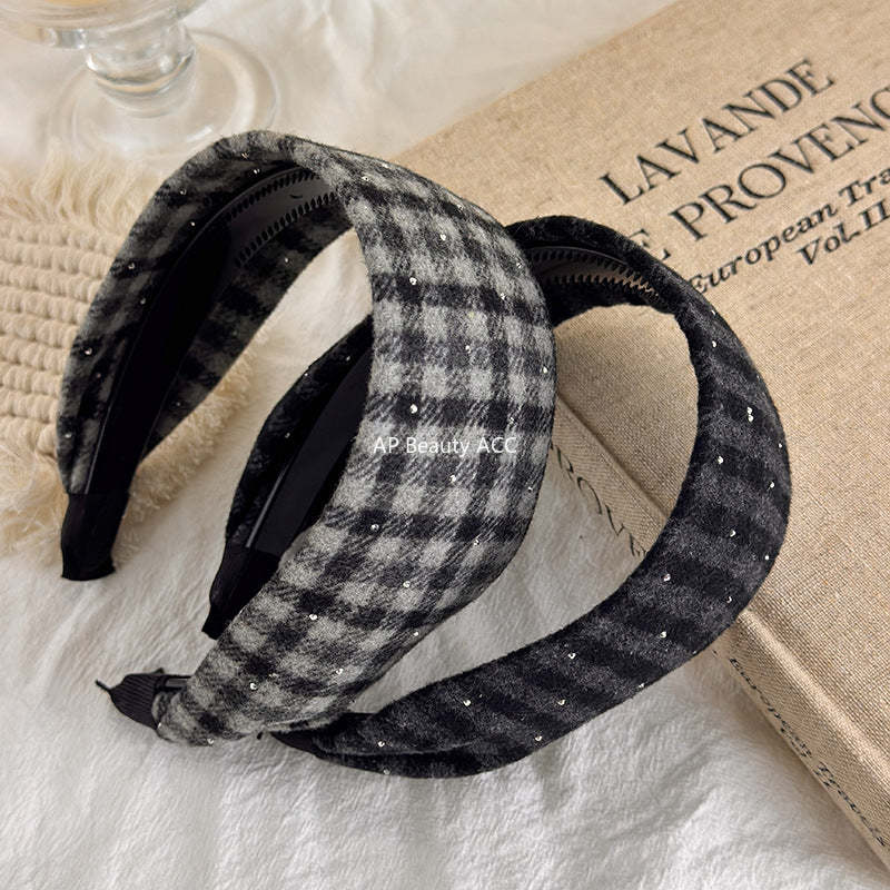 E관 - 큐빅 체크 울 와이드 머리띠 [27510] 25.09-4