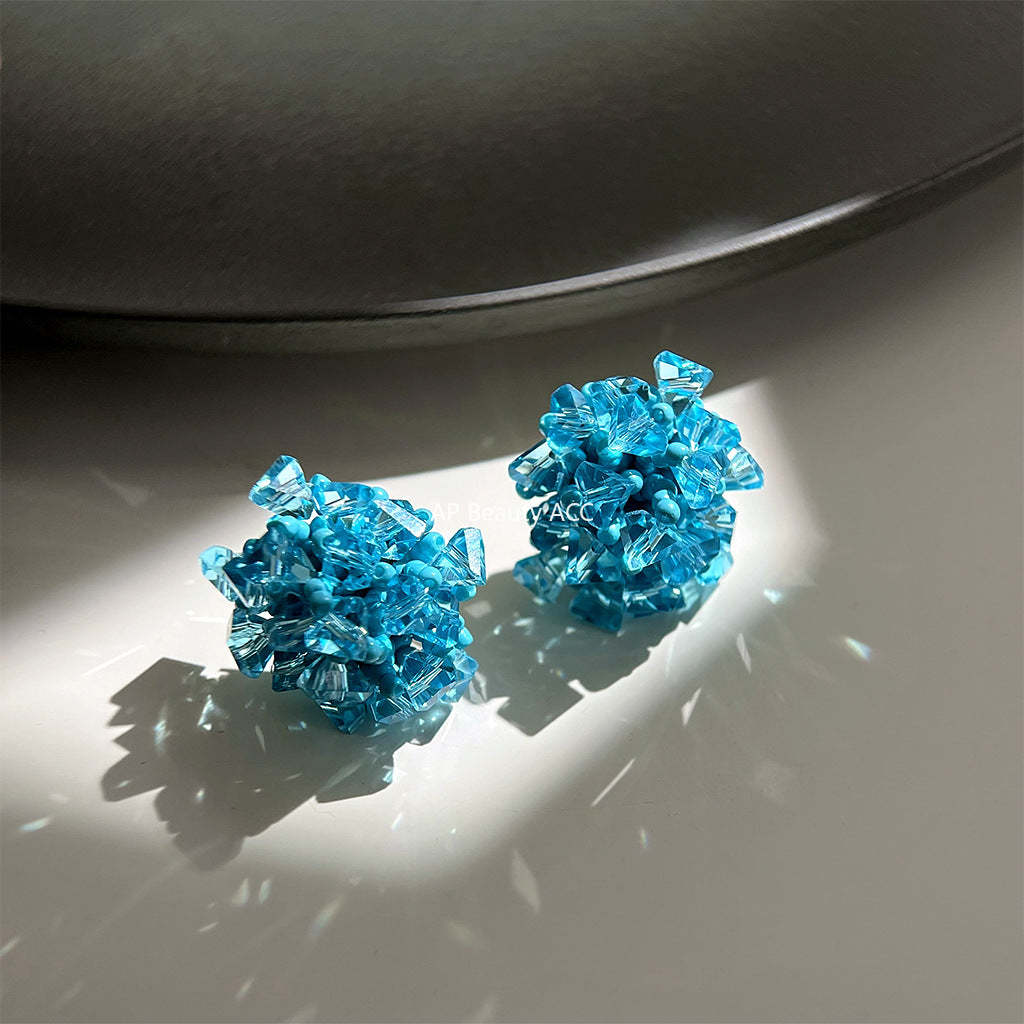 C관 - 블루 수국 글라스 크리스탈 핸드메이드 은침 귀걸이 [5857] 25.04-3