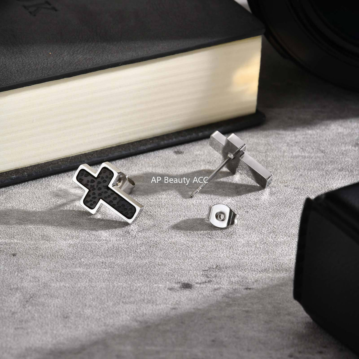 G관 - 스테인리스 스틸 펀칭 십자가 디자인 귀걸이 [ES-720] 25.11-1