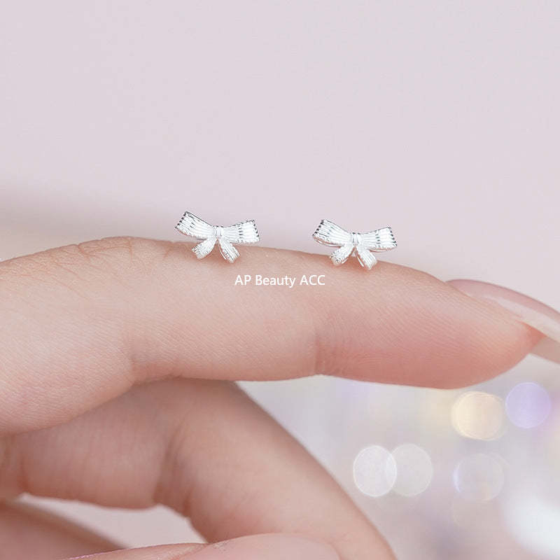 B관 - 999 실버 리본 디자인 귀걸이 [YC3233E_1] 25.11-1