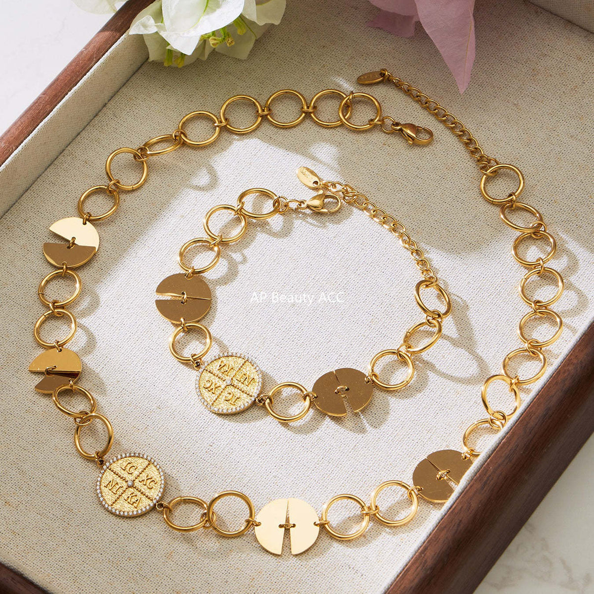 D관 - 스테인리스 스틸 이니셜 원형 펜던트 18K 도금 목걸이 팔찌 [TXP488] 25.11-4