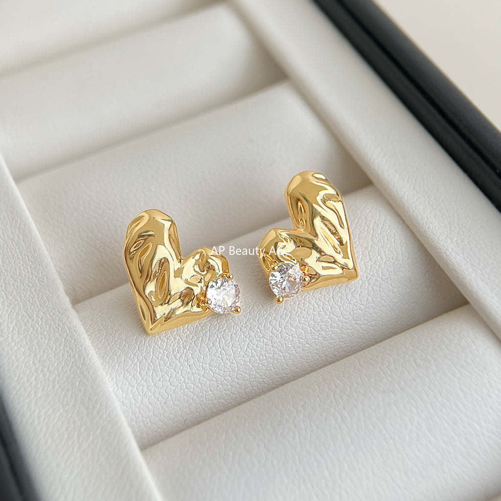 C관 - 결무늬 하트 큐빅 925 은침 귀걸이 [7152] 25.11-4