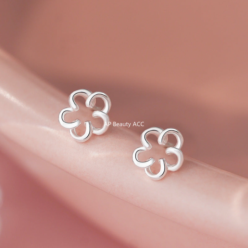 B관 - 999 실버 플라워 라인 스터드 귀걸이 [YC4444E_1] 25.10-2