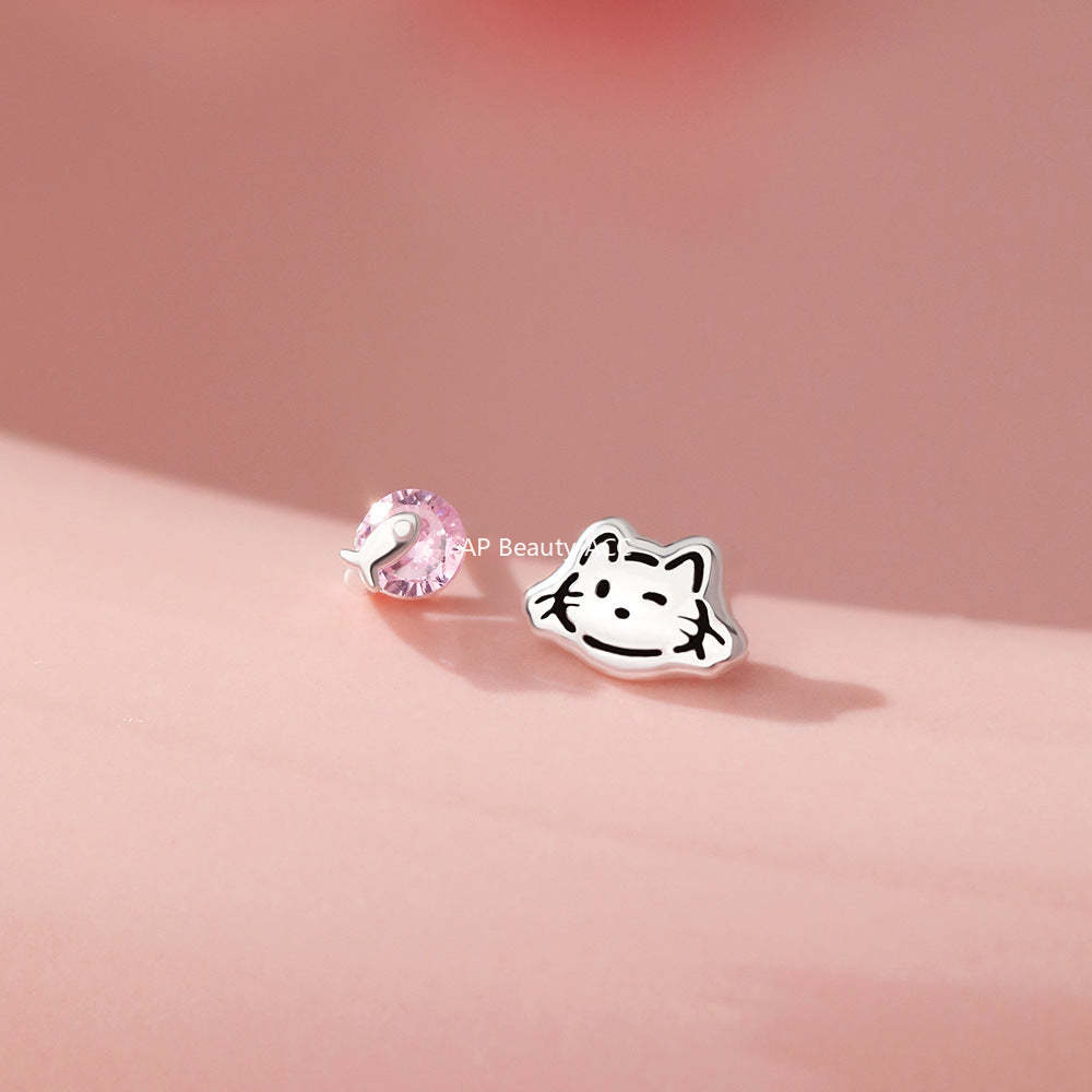 B관 - 999 실버 고양이 물고기 큐빅 귀걸이 [YC9006E_1] 25.12-2