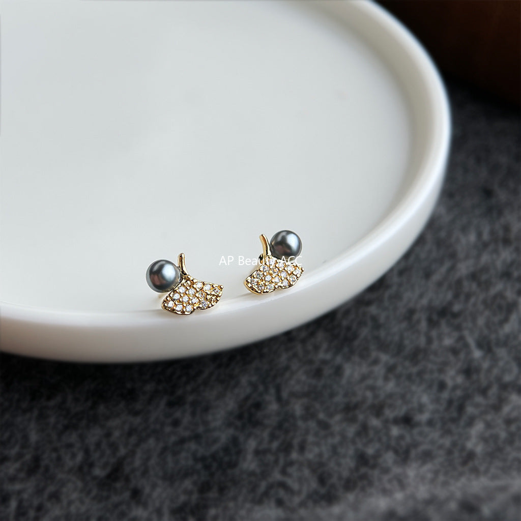 C관 - 925 은침 미니 큐빅 은행잎 디자인 귀걸이 [6911] 25.10-2