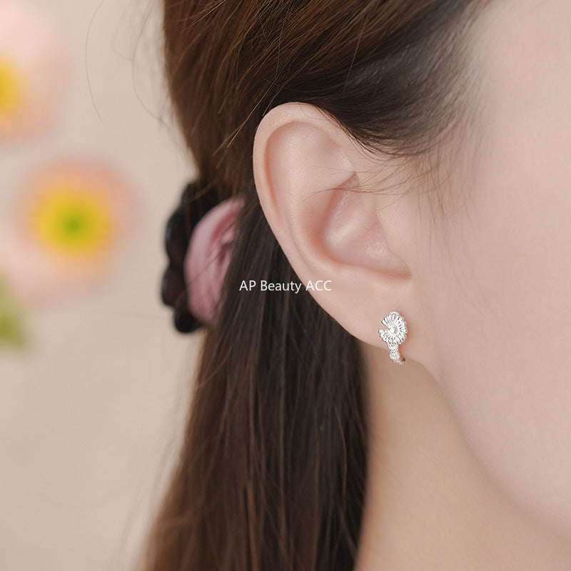 B관 - 999 실버 플라워 후프 귀걸이 [YC9341E_1] 25.10-3