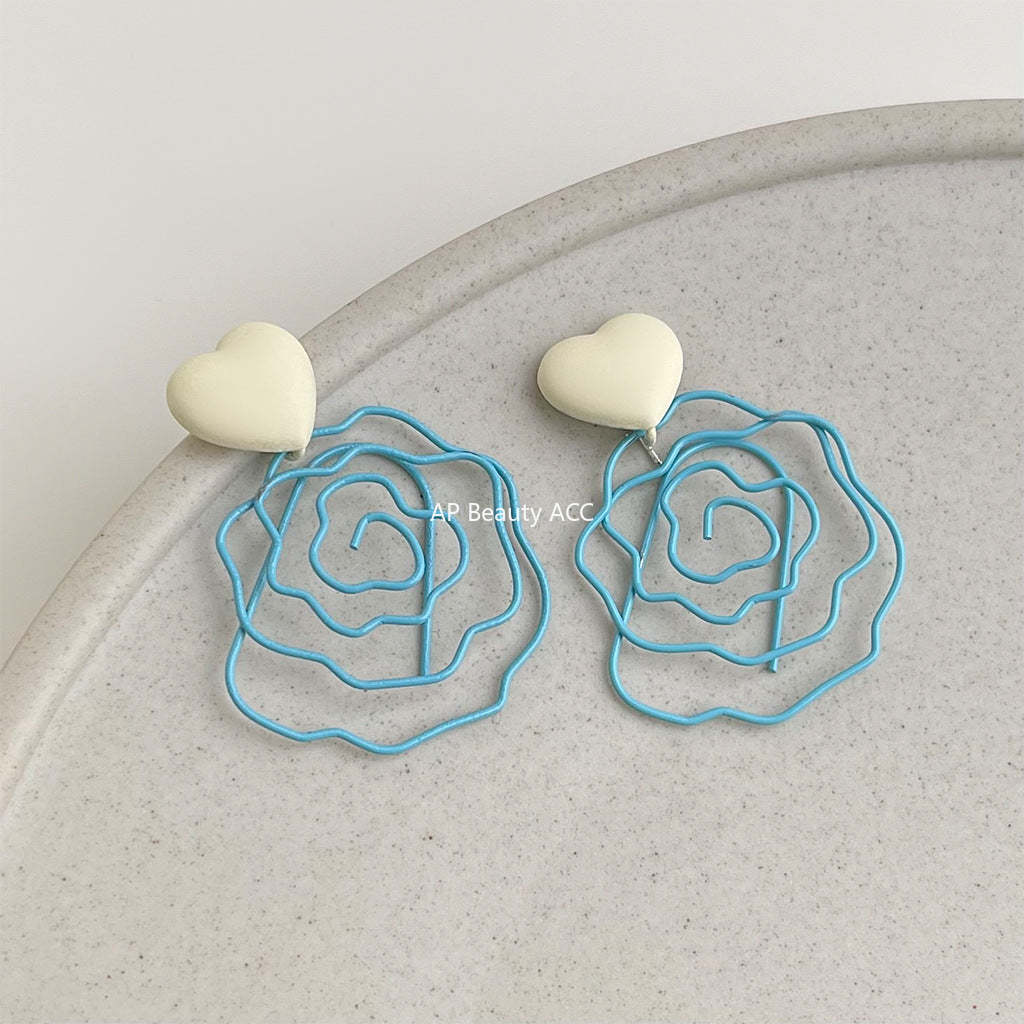C관 - 페인팅 라인 블루 로즈 하트 귀걸이 [5588] 25.02-3