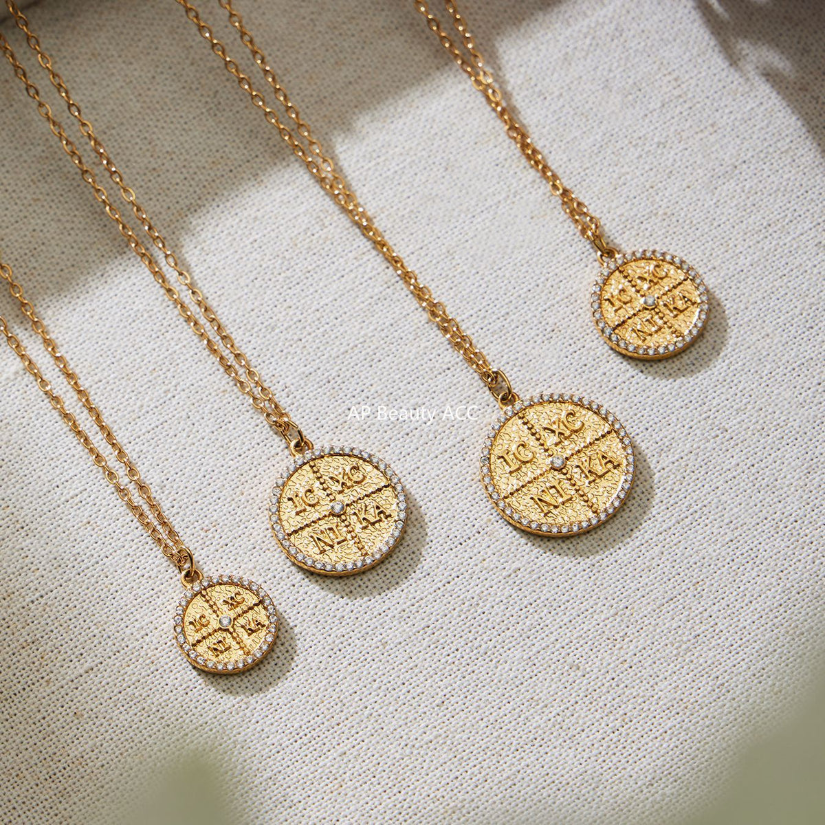 D관 - 스테인리스 스틸 이니셜 원형 큐빅 펜던트 18K 도금 목걸이 [P367] 25.11-4