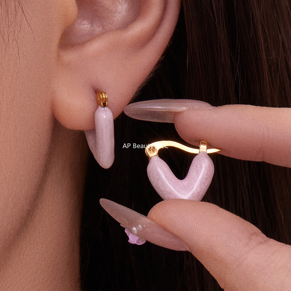 D관 - 티타늄 스틸 언밸런스 하트 18K 도금 귀걸이 [F924] 25.11-2