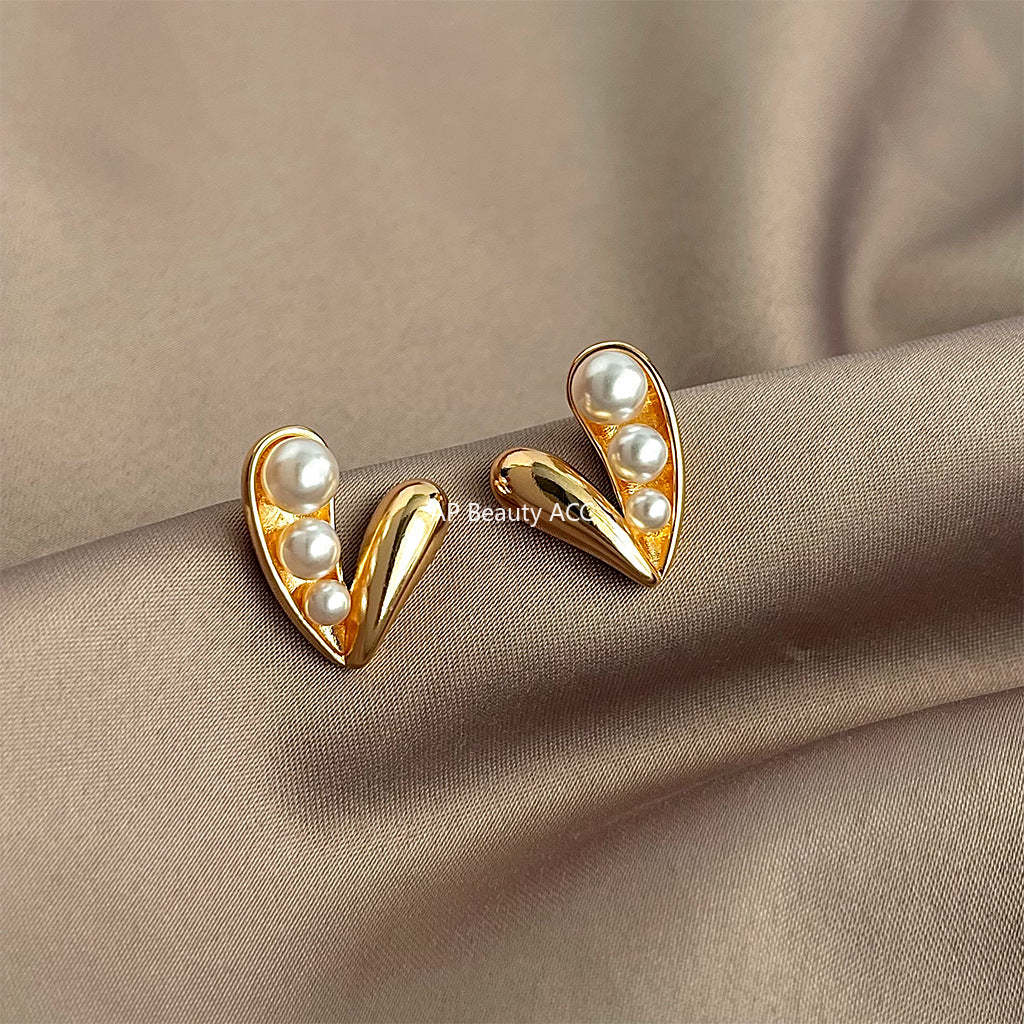 C관 - 하트 모양 14K 도금 스윗한 우아한 귀걸이 [4407] 24.07-3