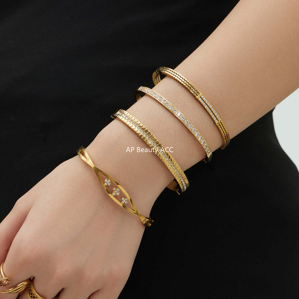 D관 - 큐빅 라인 18K 도금 스테인리스 스틸 뱅글 팔찌 [Z512-15] 25.12-2