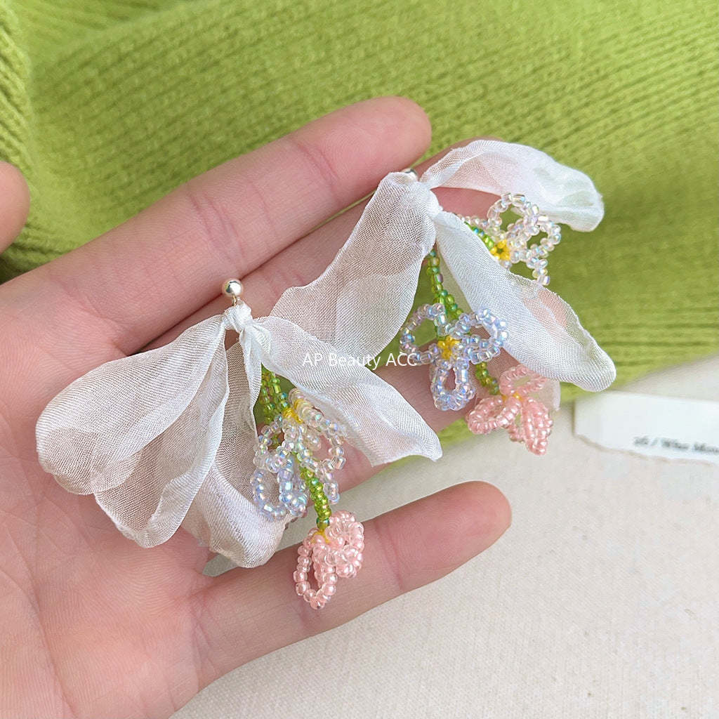 C관 - 롱 드롭 태슬 비즈 플라워 패브릭 은침 귀걸이 [5579] 25.03-2