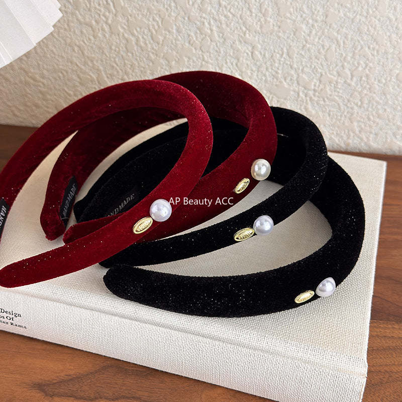 E관 - 벨벳 진주 메탈 플레이트 볼륨 머리띠 [27822] 25.12-3