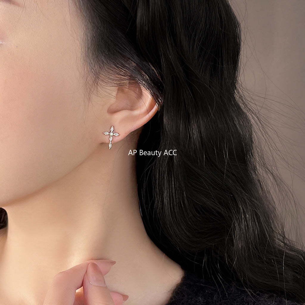 C관 - 큐빅 십자가 심플 귀걸이 [5473] 25.02-2