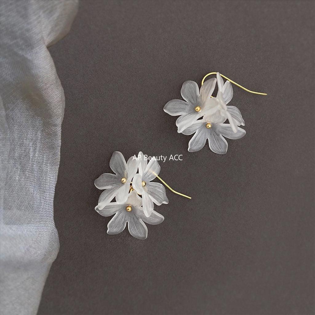 C관 - 플라워 디자인 아크릴 핸드메이드 귀걸이 [5813] 25.04-2