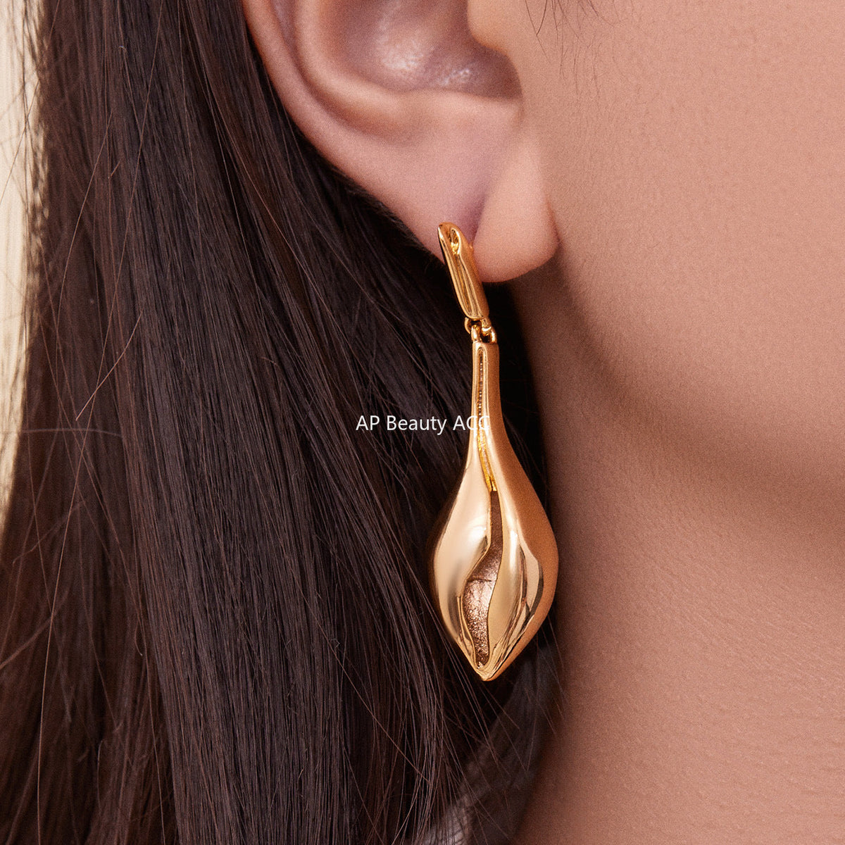 D관 - 18K 도금 조개껍질 디자인 드롭 스터드 귀걸이 [F813] 25.11-1