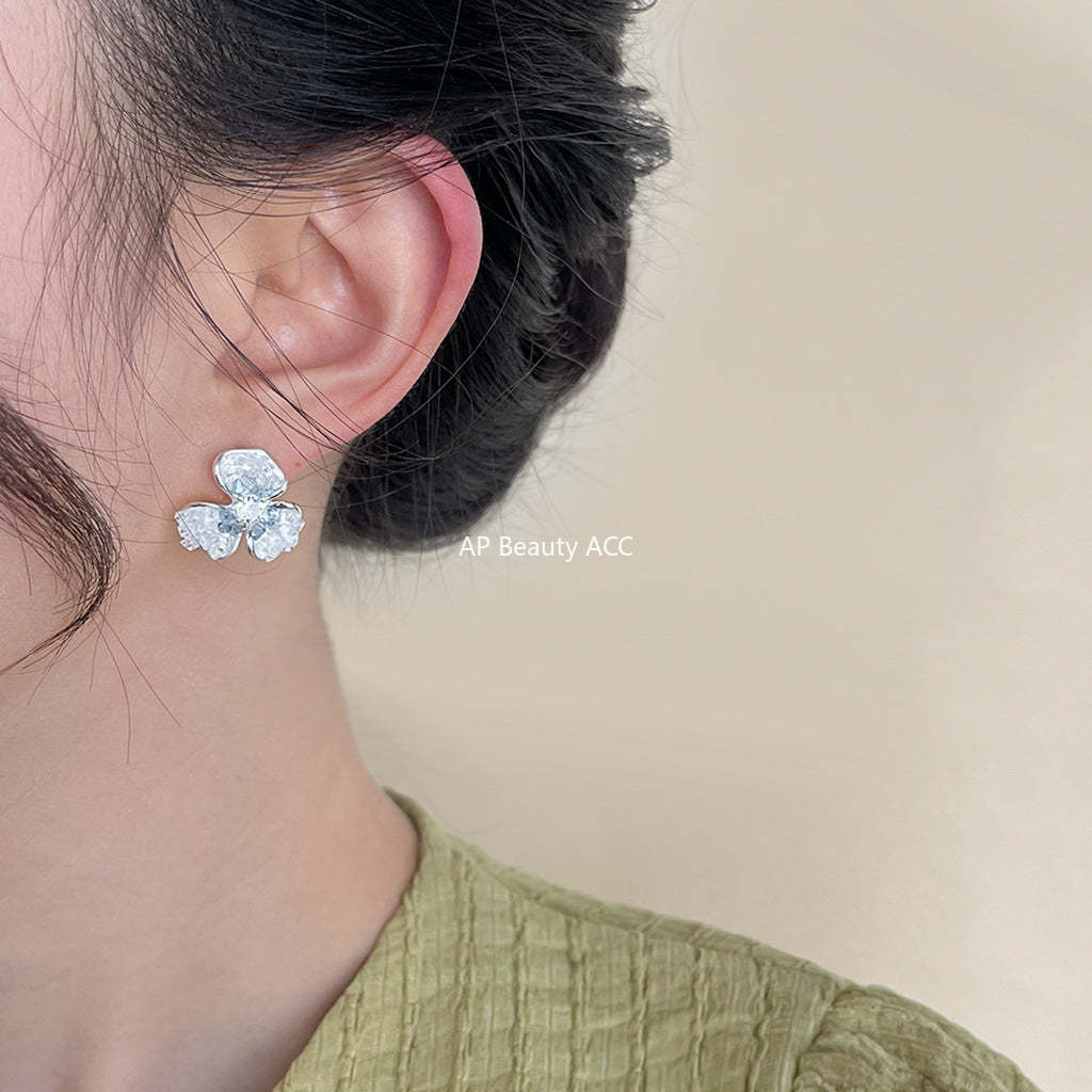 C관 - 유리 크리스탈 색상 전환 디테일 귀걸이 [4277] 24.06-2