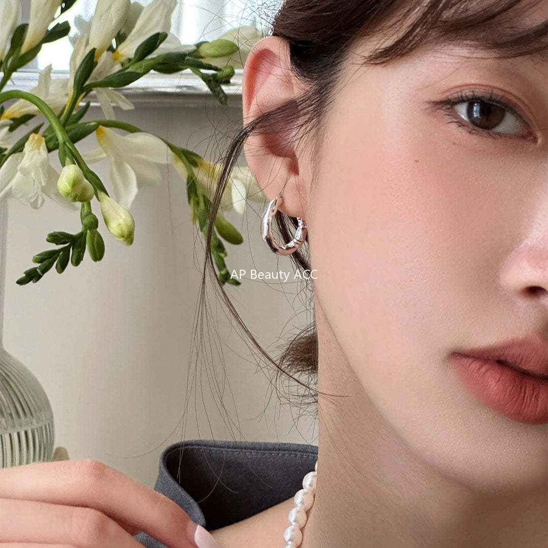 A관 - 비대칭 민무늬 주름 귀찌 귀걸이 [EJ-25] 25.10-1