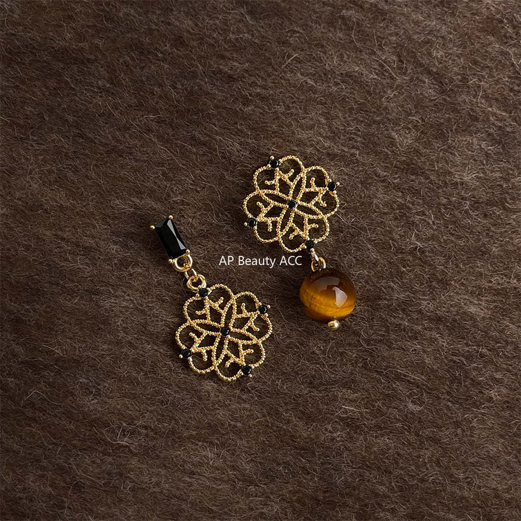 C관 - 925 은침 핸드메이드 호안석 큐빅 비대칭 귀걸이 [6952] 25.10-4