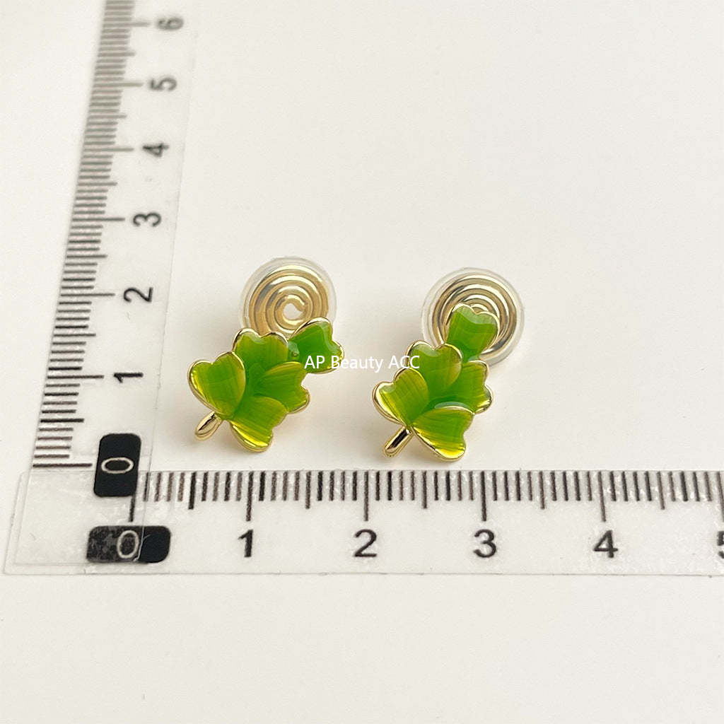 C관 - 18K 도금 에나멜 플라워 이어커프 귀걸이 [EJ0301S] 25.03-1