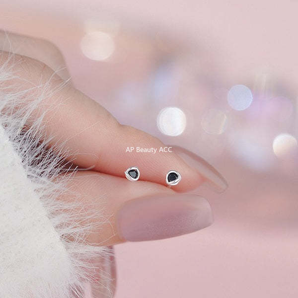 B관 - 999 실버 컬러 큐빅 스터드 귀걸이 [YC10043E] 25.12-1