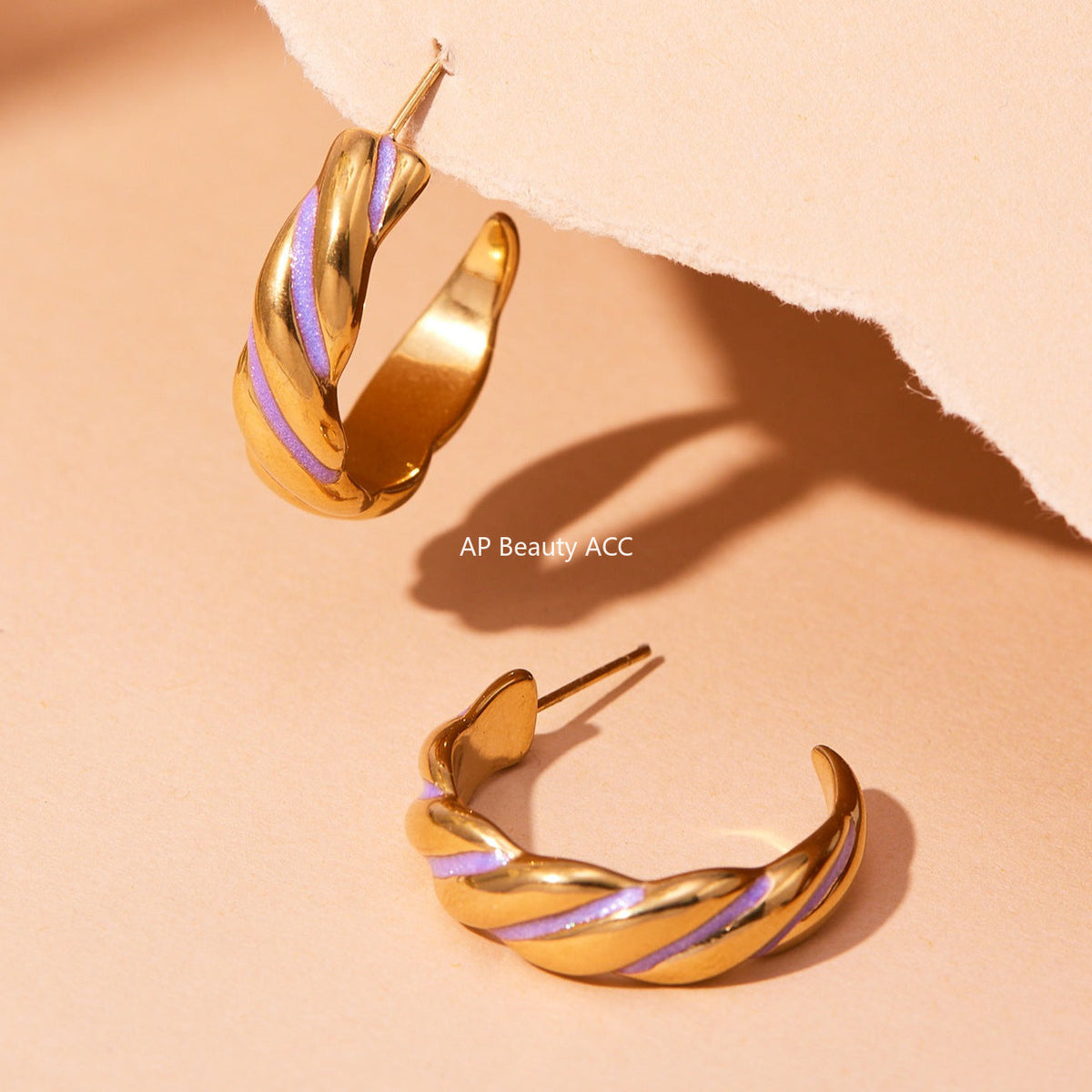 D관 - 스테인리스 18K 도금 트위스트 디자인 귀걸이 [F812] 25.11-1