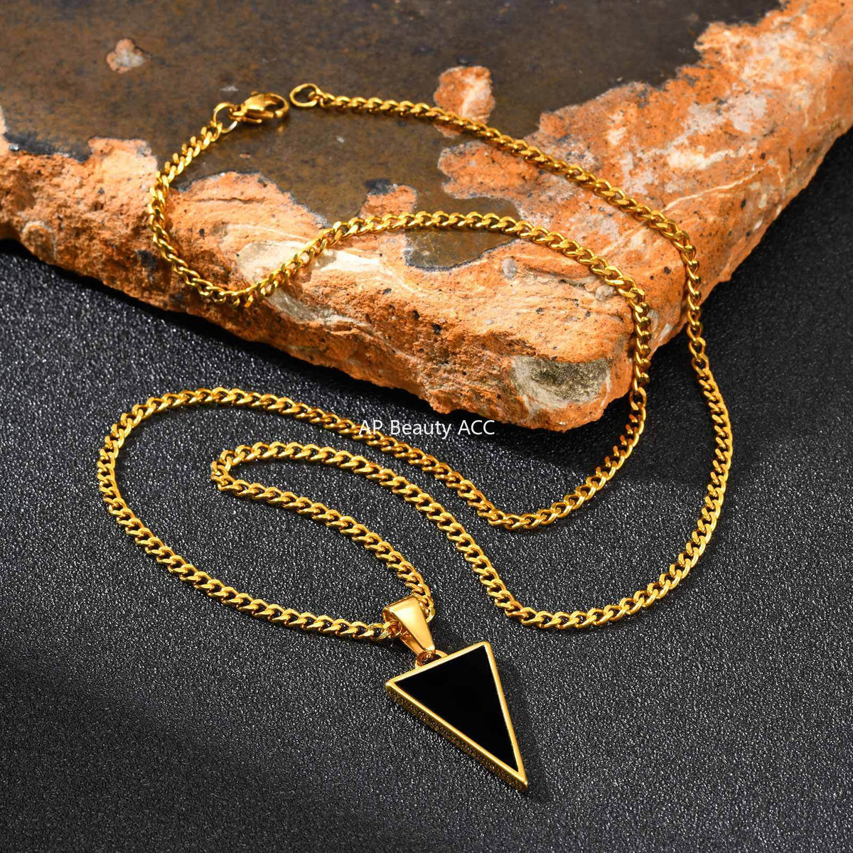 G관 - 스테인리스 삼각형 오닉스 펜던트 목걸이 [PN-2201] 25.11-2