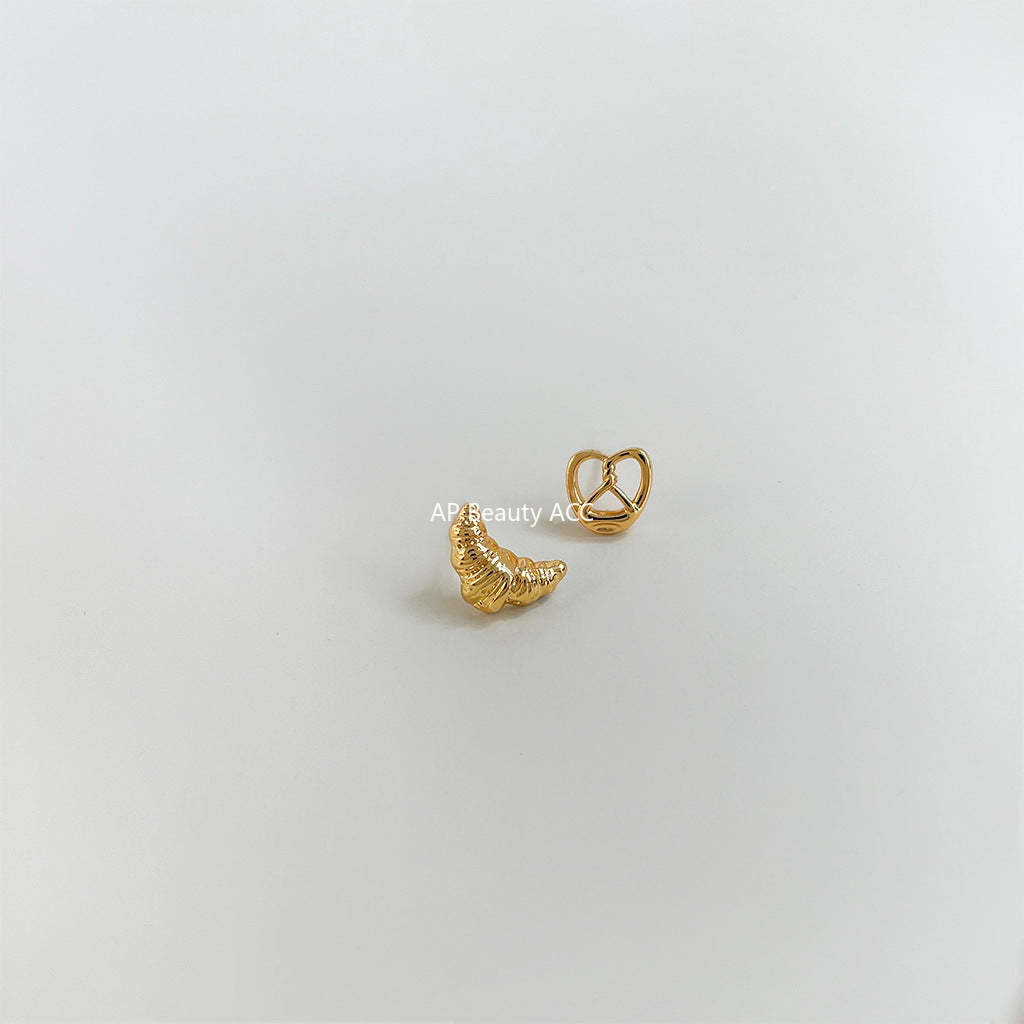 C관 - 14K 도금 비대칭 디자인 미니 귀걸이 [4315-4316] 24.06-3